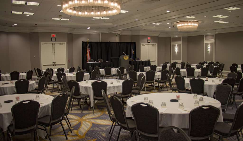 Hotel Doubletree By Hilton Wichita Airport Restaurace fotografie